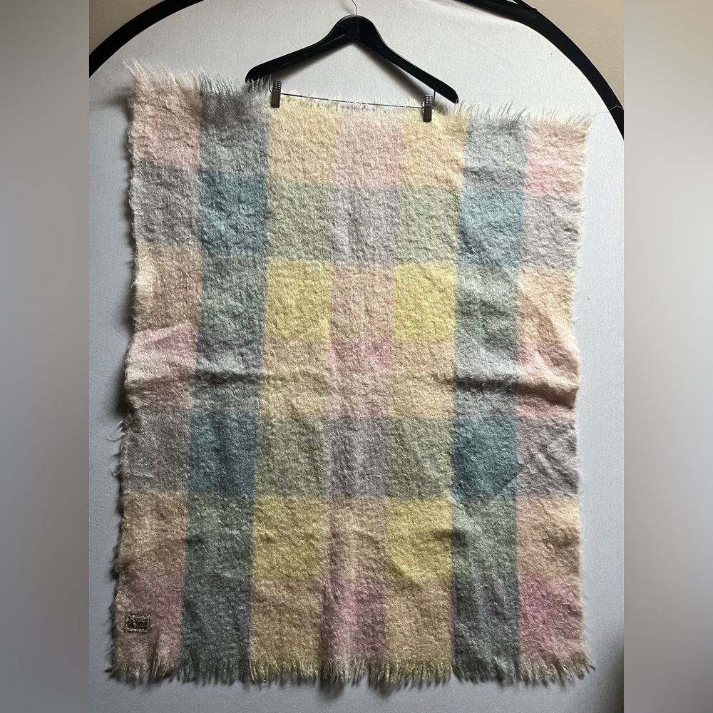 Vintage Glen Cree 100% mohair scarf pastel neutral colour plaid fringe shawl